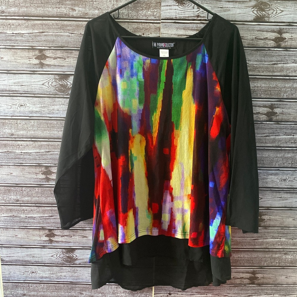 The Pyramid Collection Women's Long-Sleeved Blouse Size XL Black Multicolor